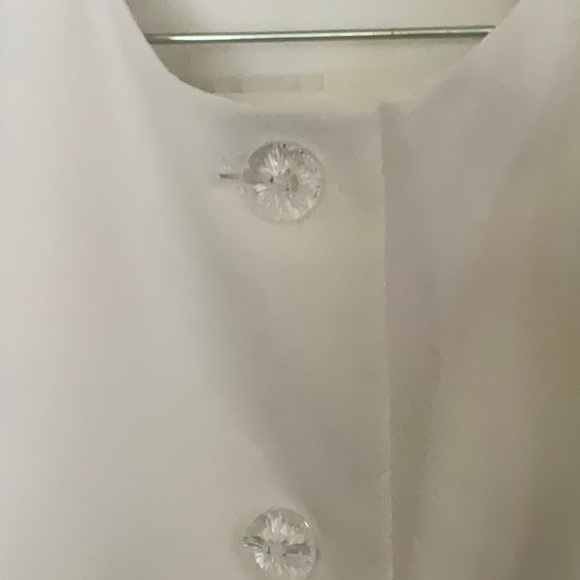 Emily woman’s White Suit Size 6. NWT - Picture 13 of 14